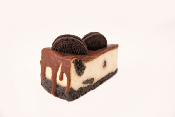 Indulge in the ultimate chocolate experience with our home bakes Oreo cake! This decadent cake features layers of moist chocolate sponge, filled with creamy Oreo frosting, and topped with crushed Oreos for that perfect crunch. Whether you're celebrating a special occasion or just craving something sweet, our Oreo cake is sure to satisfy your chocolate and cookie cravings.